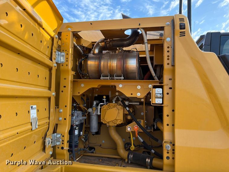 image for item FN3512 2023 Caterpillar 323 excavator