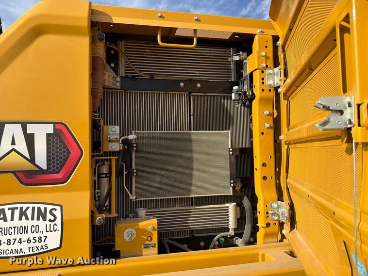 image for item FN3512 2023 Caterpillar 323 excavator