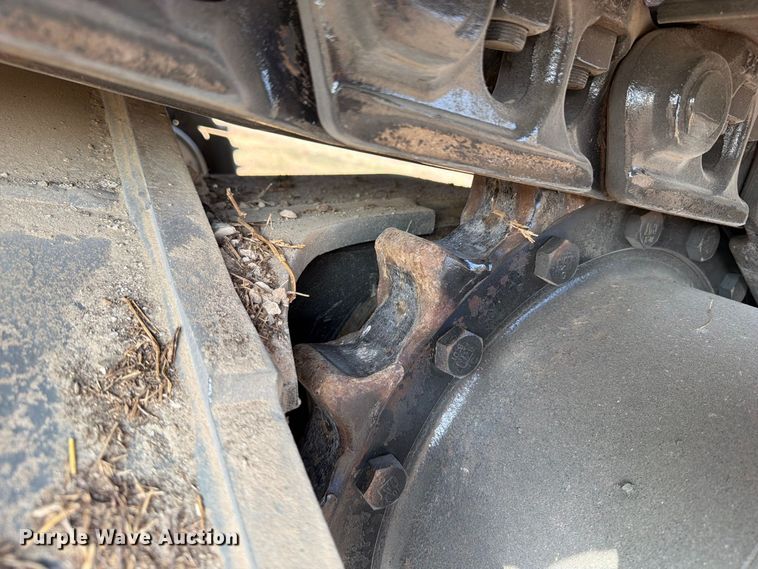 image for item FN3512 2023 Caterpillar 323 excavator