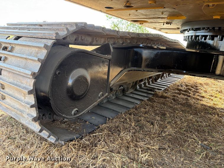 image for item FN3512 2023 Caterpillar 323 excavator