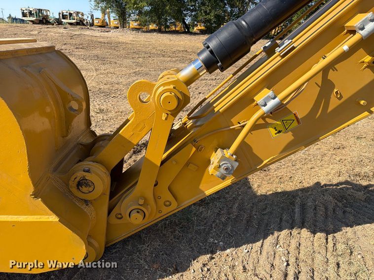 image for item FN3513 2019 Caterpillar 323 TC excavator