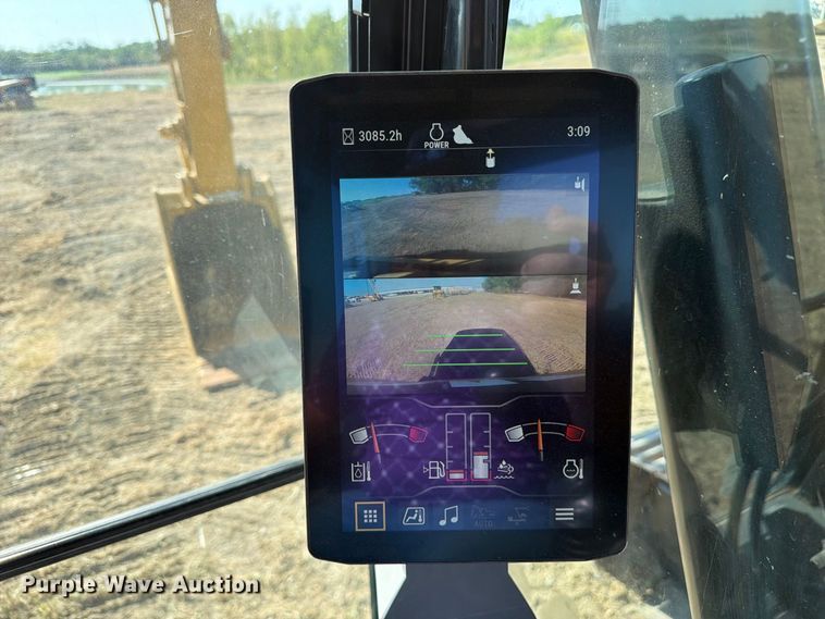 image for item FN3513 2019 Caterpillar 323 TC excavator