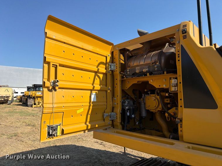 image for item FN3513 2019 Caterpillar 323 TC excavator