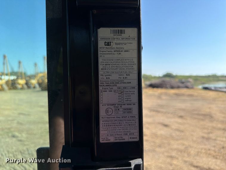 image for item FN3513 2019 Caterpillar 323 TC excavator