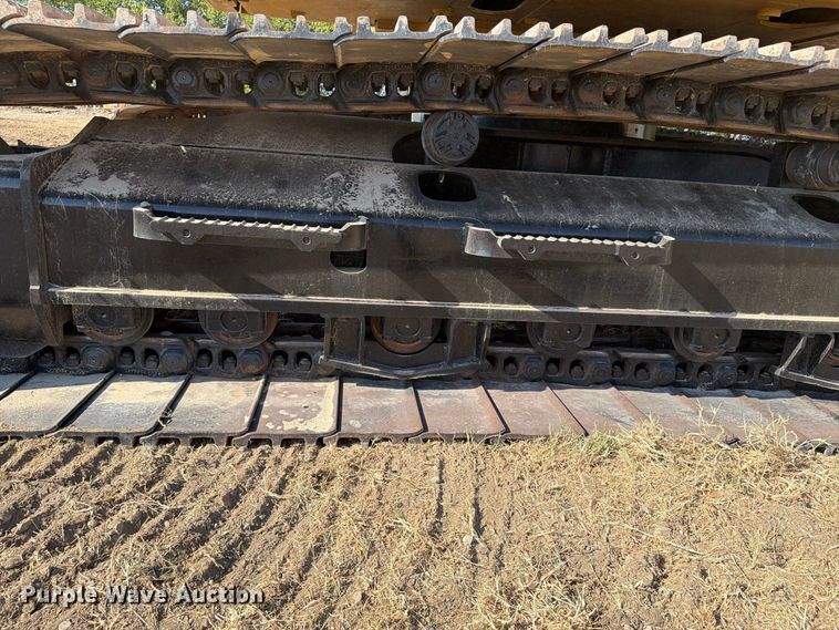 image for item FN3513 2019 Caterpillar 323 TC excavator