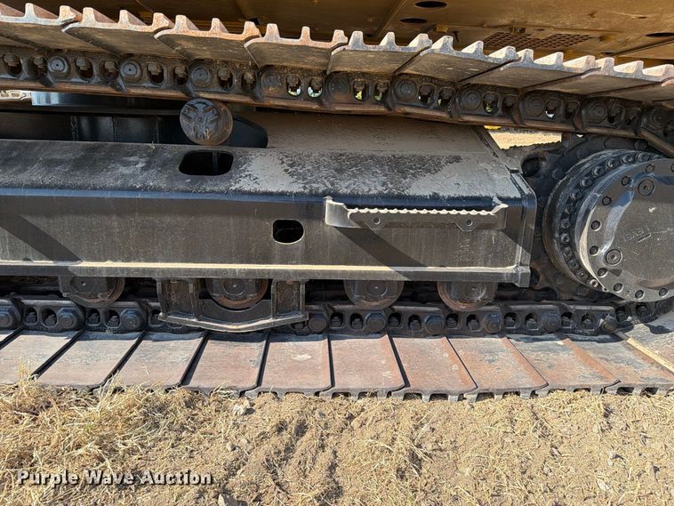 image for item FN3513 2019 Caterpillar 323 TC excavator