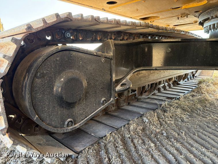 image for item FN3513 2019 Caterpillar 323 TC excavator