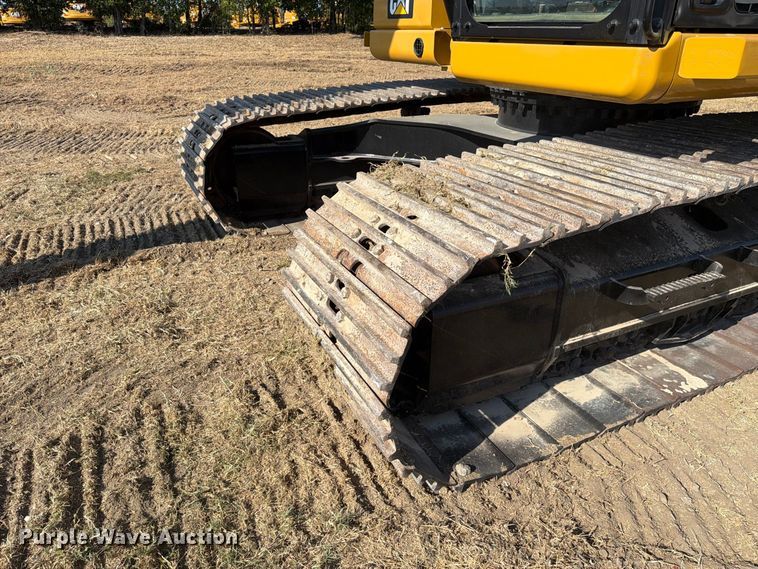 image for item FN3513 2019 Caterpillar 323 TC excavator