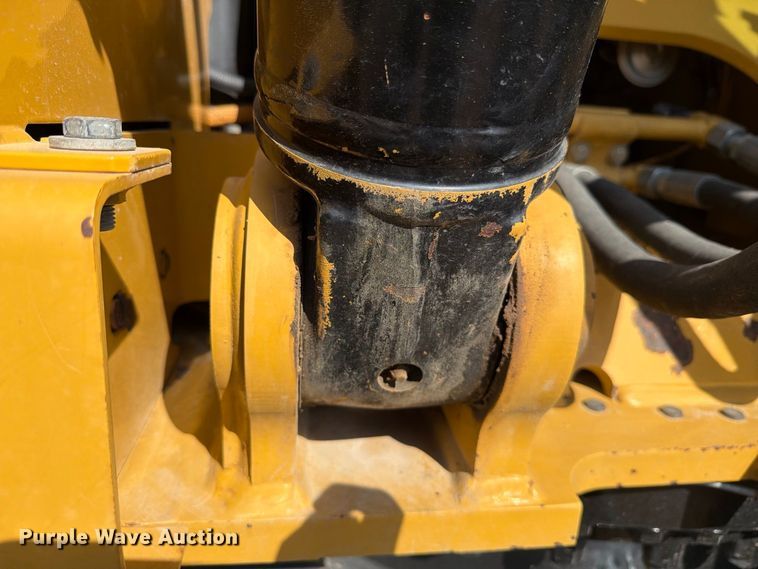 image for item FN3514 2018 Caterpillar 323 excavator