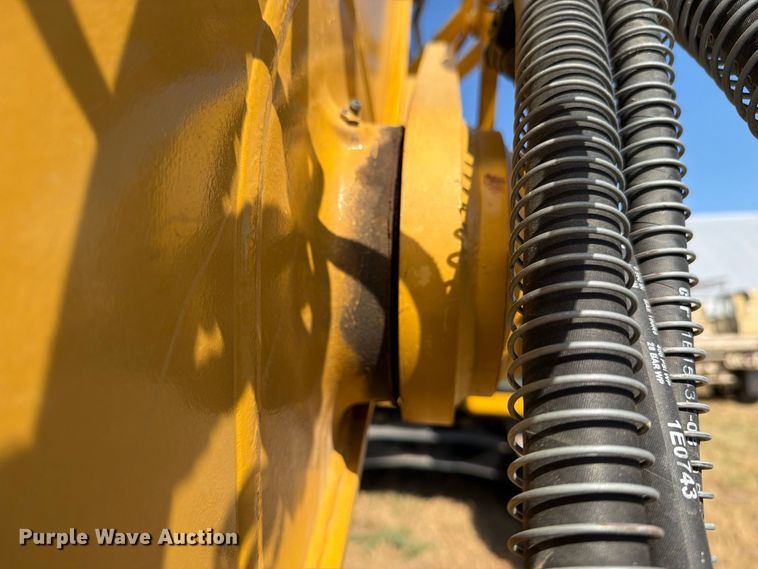 image for item FN3514 2018 Caterpillar 323 excavator