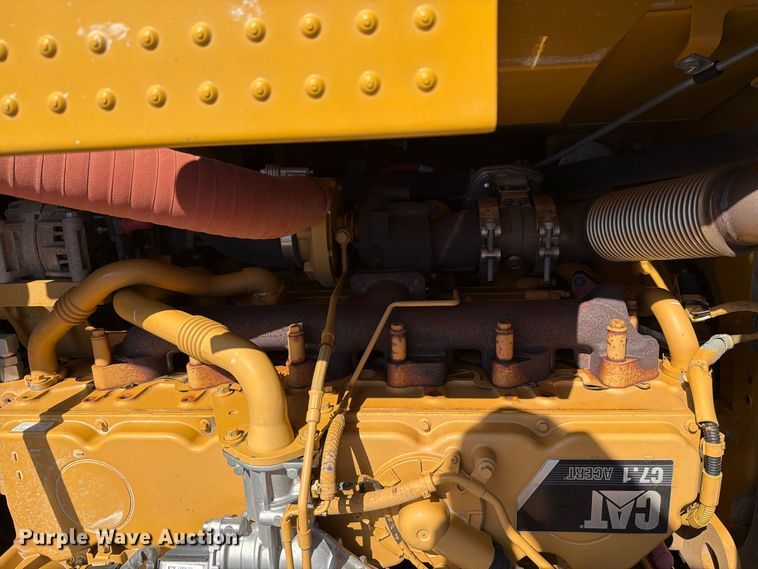 image for item FN3514 2018 Caterpillar 323 excavator