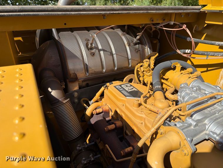 image for item FN3514 2018 Caterpillar 323 excavator