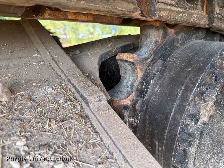 image for item FN3514 2018 Caterpillar 323 excavator