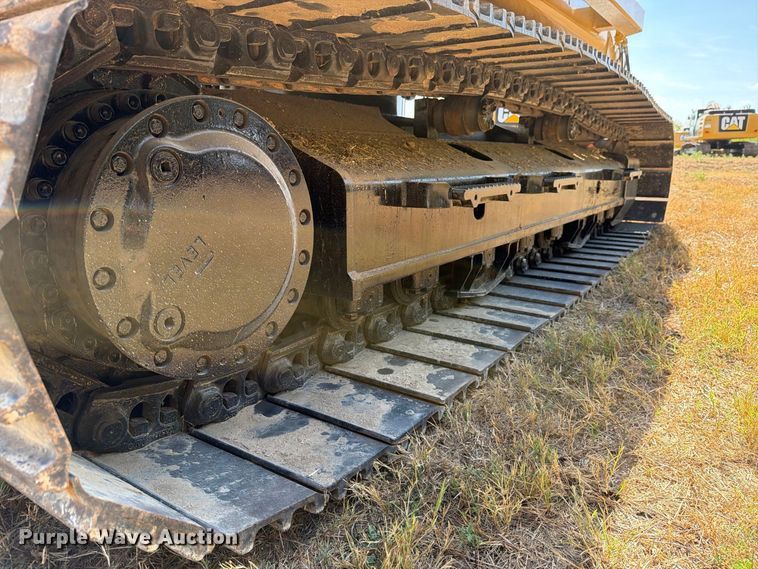 image for item FN3514 2018 Caterpillar 323 excavator