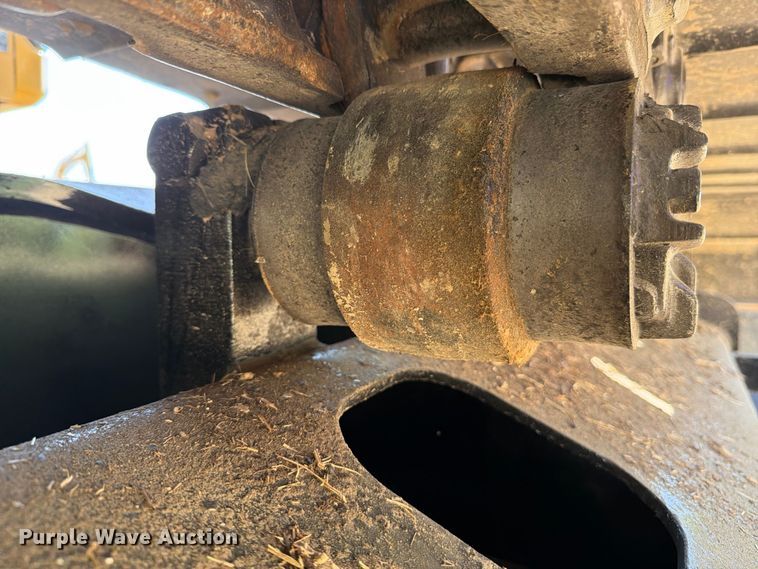 image for item FN3514 2018 Caterpillar 323 excavator