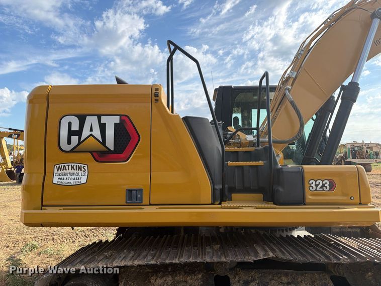 image for item FN3516 2022 Caterpillar 323 excavator