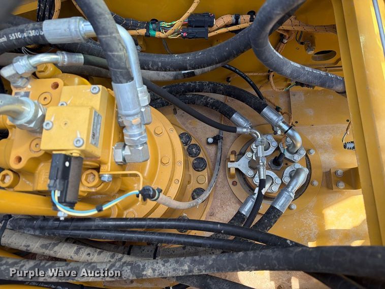 image for item FN3516 2022 Caterpillar 323 excavator