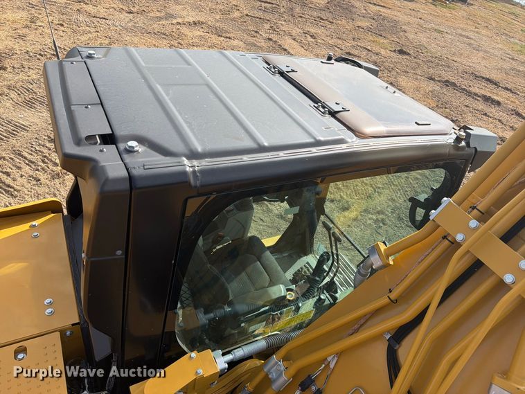 image for item FN3516 2022 Caterpillar 323 excavator
