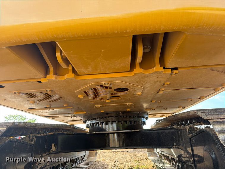 image for item FN3516 2022 Caterpillar 323 excavator