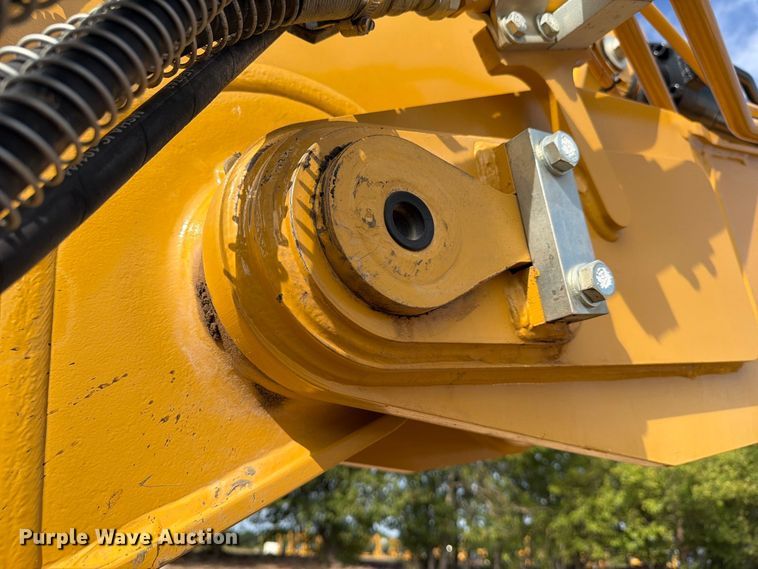 image for item FN3516 2022 Caterpillar 323 excavator