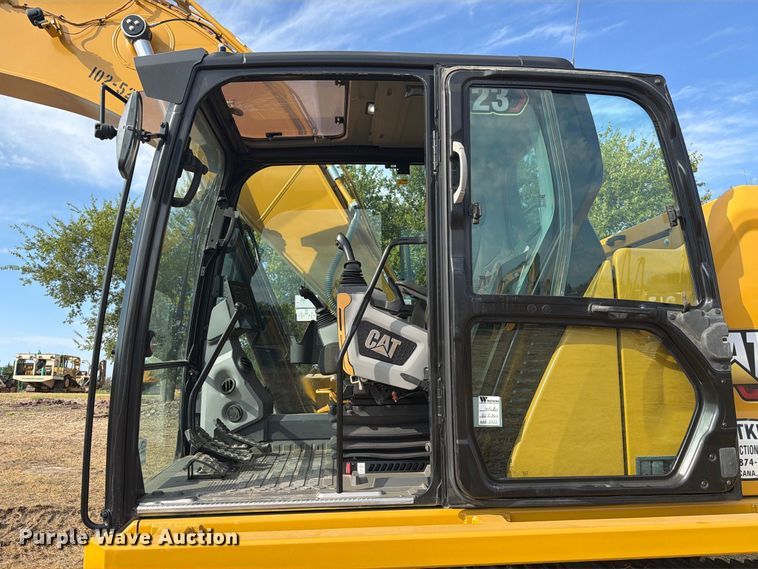 image for item FN3516 2022 Caterpillar 323 excavator