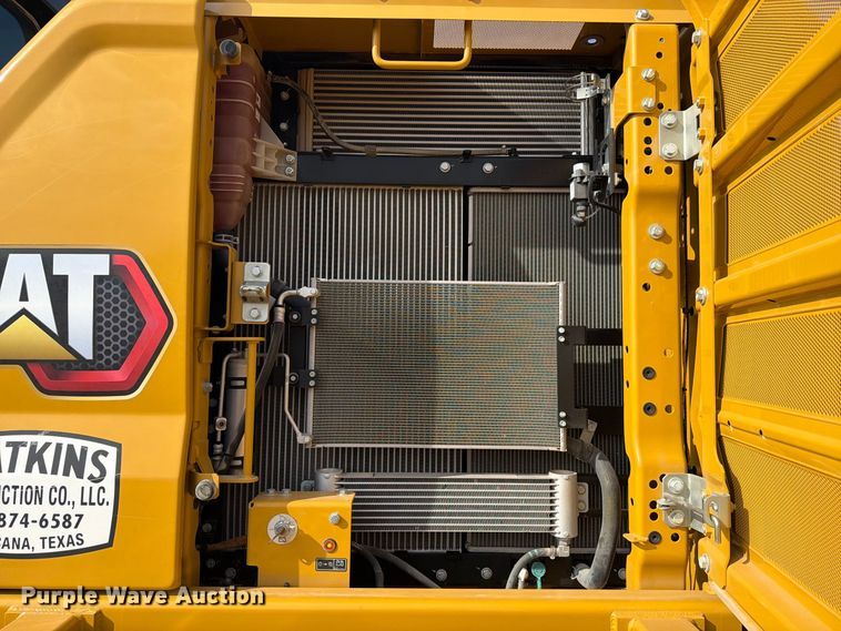 image for item FN3516 2022 Caterpillar 323 excavator
