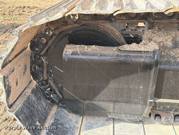 image for item FN3516 2022 Caterpillar 323 excavator