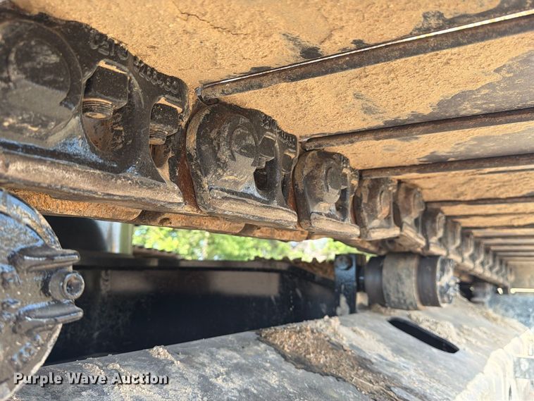 image for item FN3516 2022 Caterpillar 323 excavator