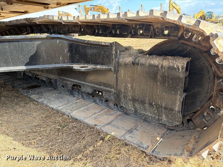 image for item FN3516 2022 Caterpillar 323 excavator