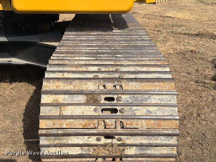 image for item FN3516 2022 Caterpillar 323 excavator