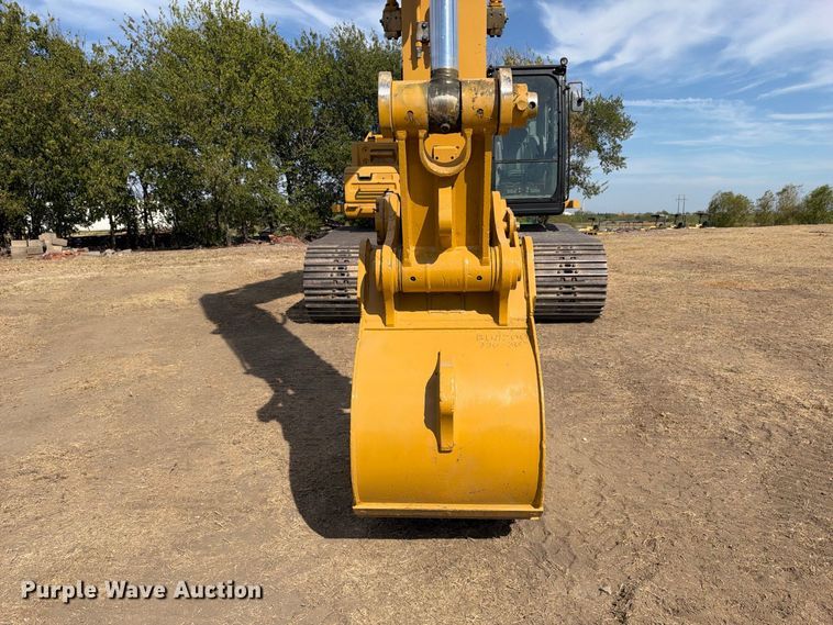 image for item FN3517 2018 Caterpillar 336FL excavator
