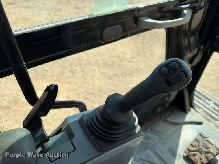 image for item FN3517 2018 Caterpillar 336FL excavator