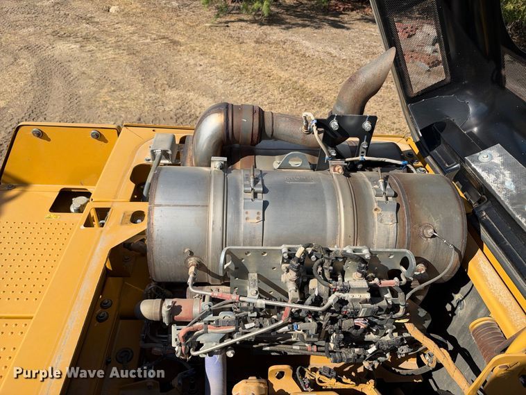 image for item FN3517 2018 Caterpillar 336FL excavator
