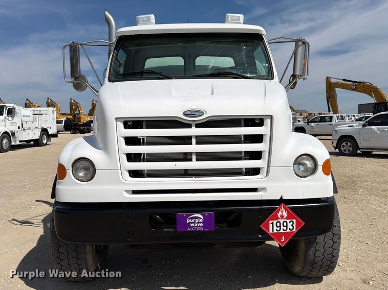 image for item FN3518 2005 Sterling L7500 Series fuel / lube truck