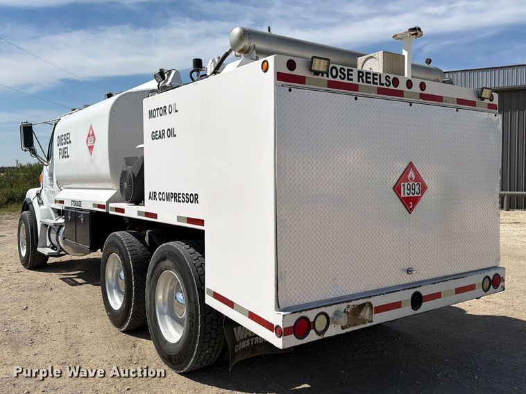 image for item FN3518 2005 Sterling L7500 Series fuel / lube truck