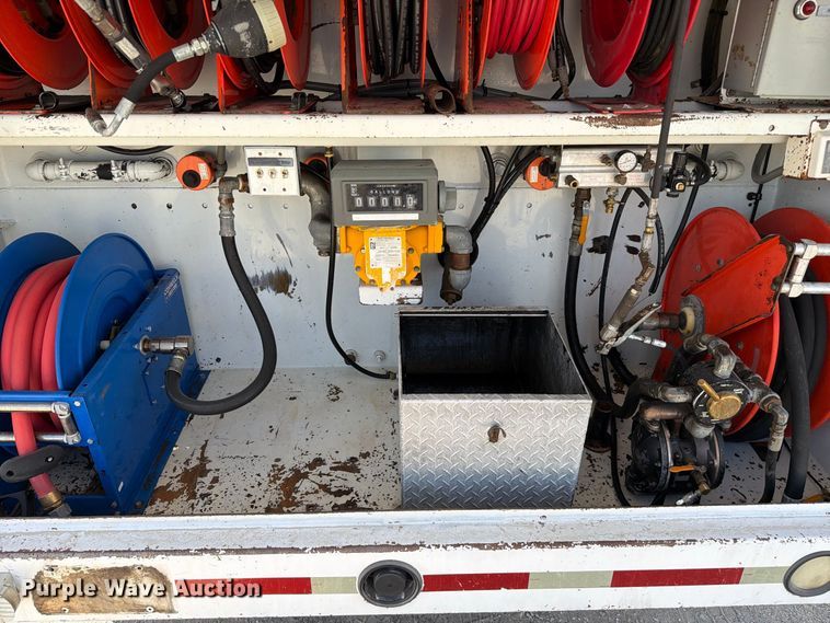 image for item FN3518 2005 Sterling L7500 Series fuel / lube truck