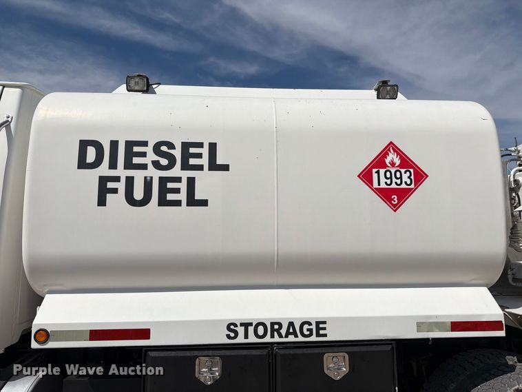 image for item FN3518 2005 Sterling L7500 Series fuel / lube truck