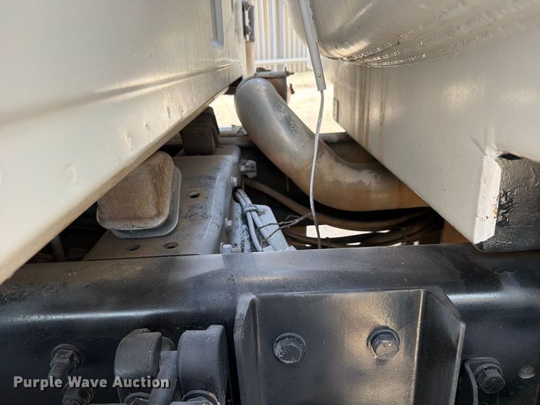 image for item FN3518 2005 Sterling L7500 Series fuel / lube truck