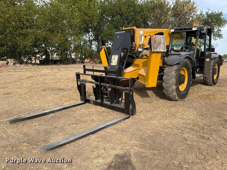 image for item FN3520 2014 Caterpillar TL943C telehandler
