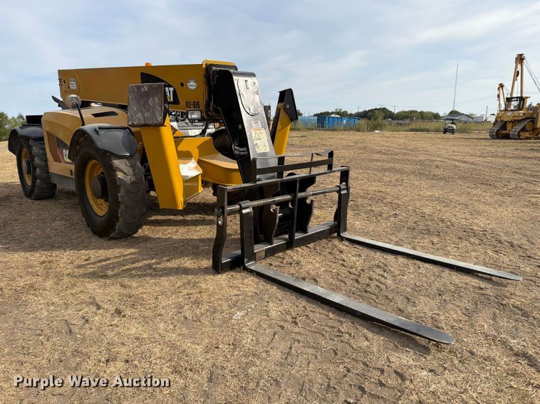 image for item FN3520 2014 Caterpillar TL943C telehandler