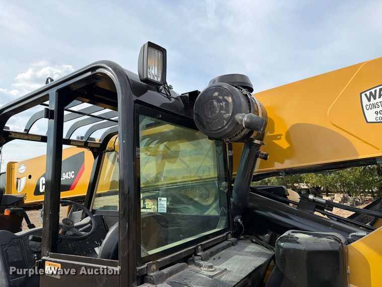 image for item FN3520 2014 Caterpillar TL943C telehandler