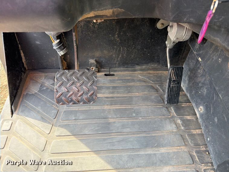 image for item FN3520 2014 Caterpillar TL943C telehandler