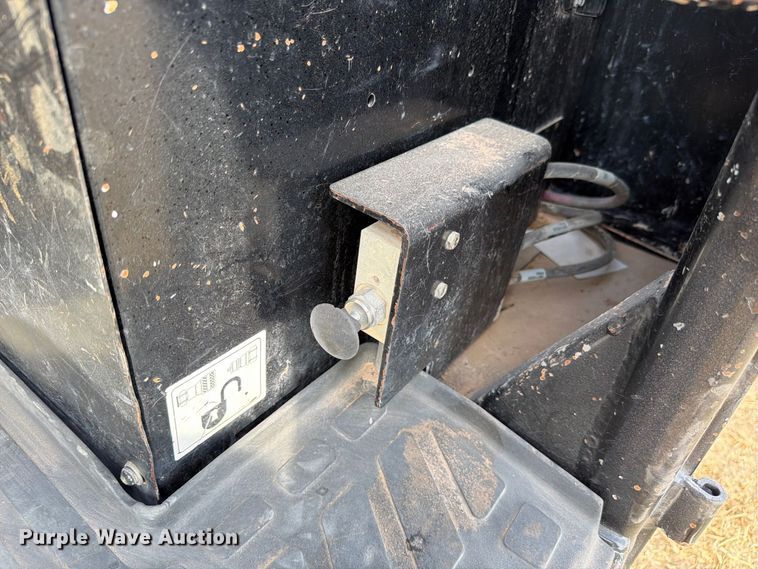 image for item FN3520 2014 Caterpillar TL943C telehandler