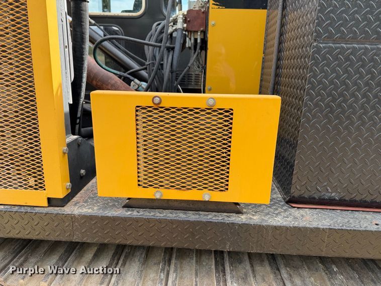 image for item FN3522 2013 Wolfe Man 8000 bucket wheel trencher