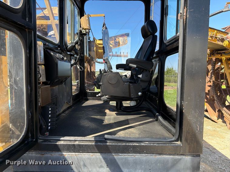 image for item FN3522 2013 Wolfe Man 8000 bucket wheel trencher