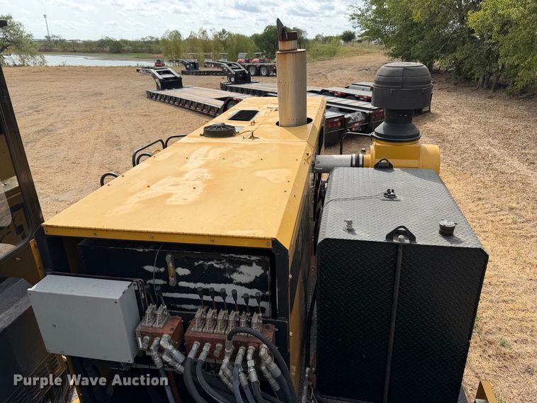 image for item FN3522 2013 Wolfe Man 8000 bucket wheel trencher