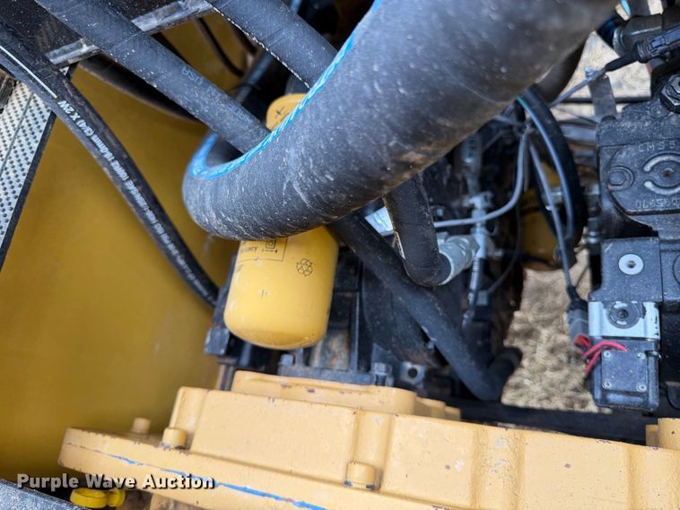 image for item FN3522 2013 Wolfe Man 8000 bucket wheel trencher