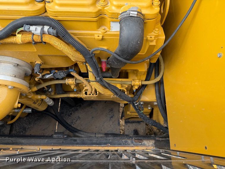 image for item FN3522 2013 Wolfe Man 8000 bucket wheel trencher