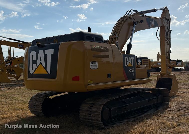 image for item FN3523 2019 Caterpillar 326F L excavator