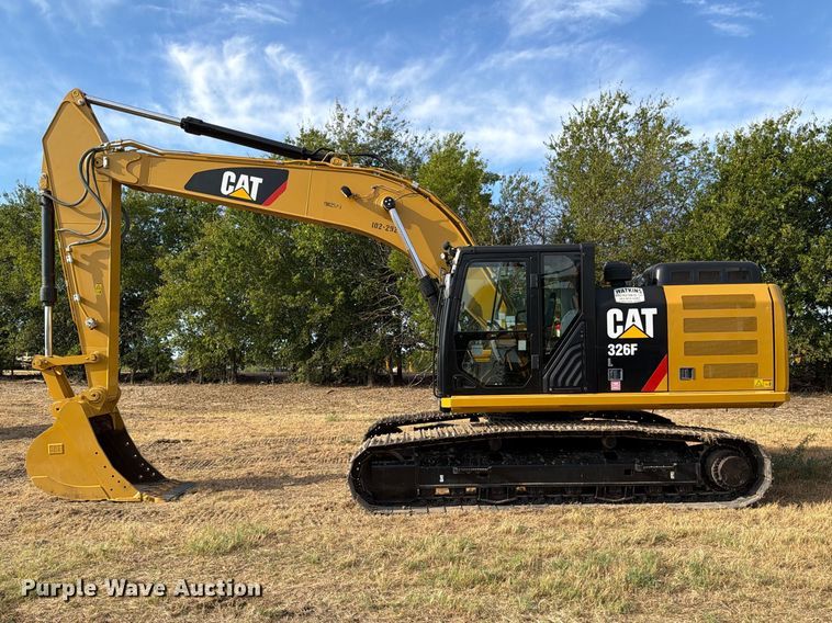 image for item FN3523 2019 Caterpillar 326F L excavator